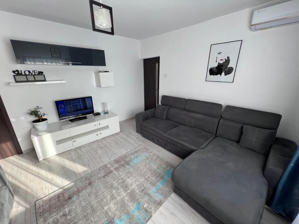 3 Rooms Apartment Palace View ヤシ エクステリア 写真
